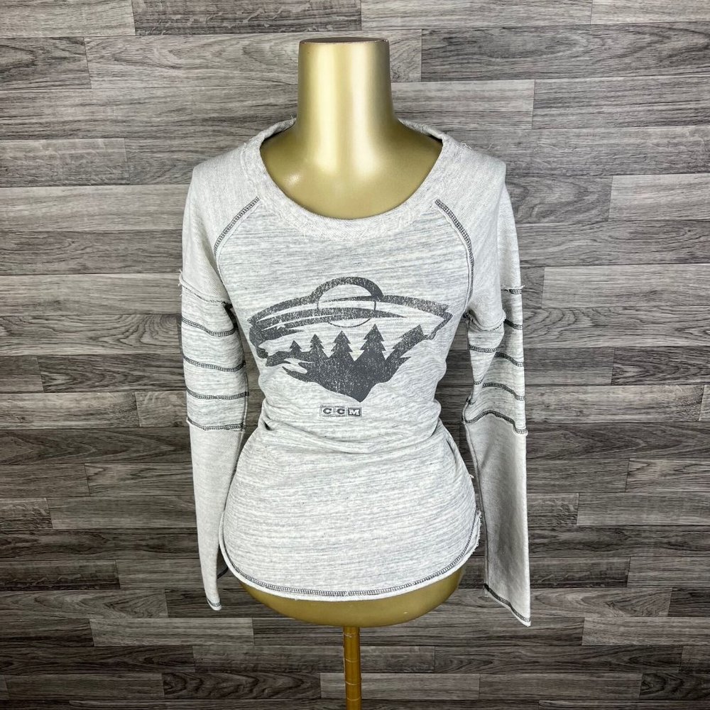 MINNESOTA WILD NHL Graphic Crew Neck Gray Pullover Shirt Women's Size Small